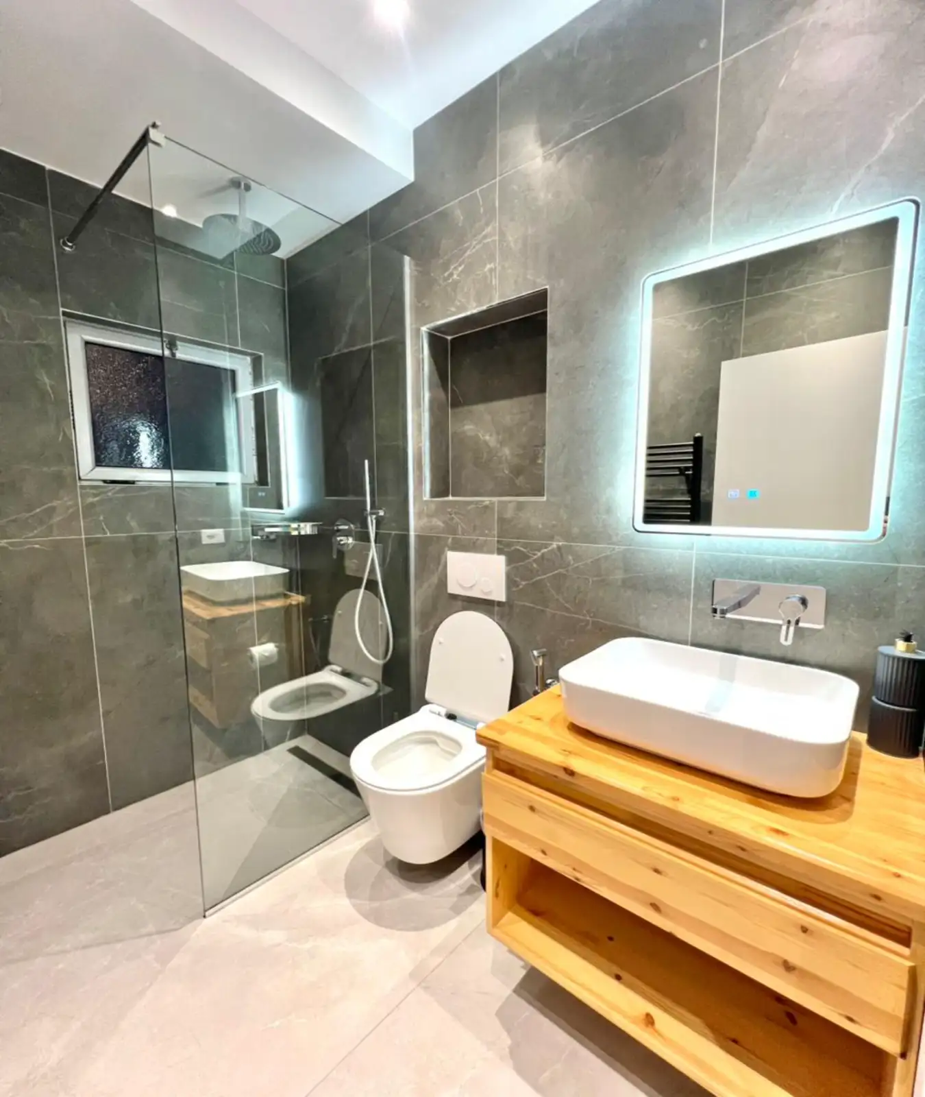 img_id_654753.47.00 (1).webp